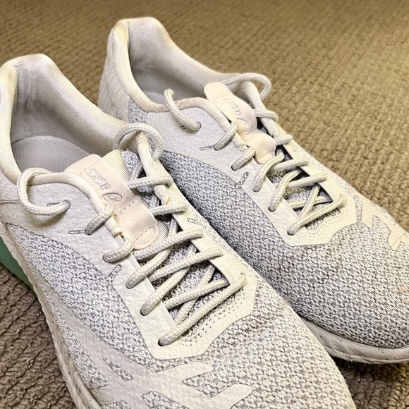 ASICS women’s running shoes distance grey teal sole cushion high size 7 eu 38 - Picture 2 of 7